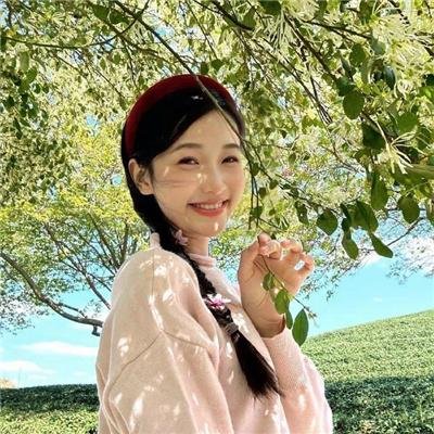 女管家